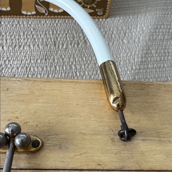 Enid Collin’s “People’s Choice” Embelished Box Bag - Picture 13 of 13